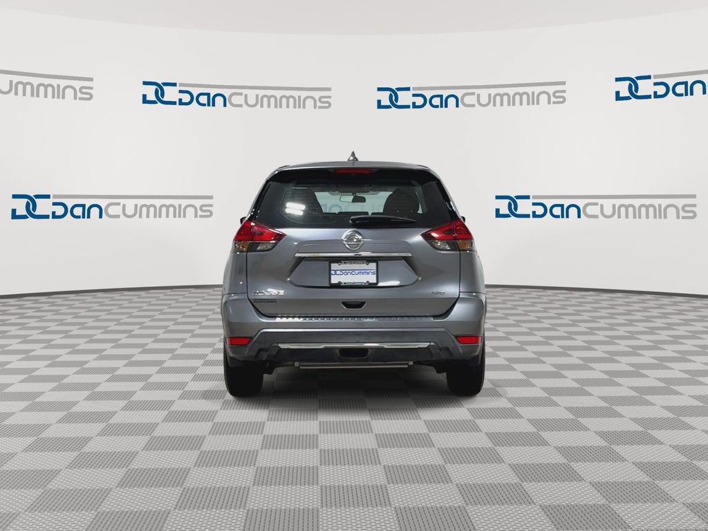 Used 2018 Nissan Rogue S AWD/4WD image 7