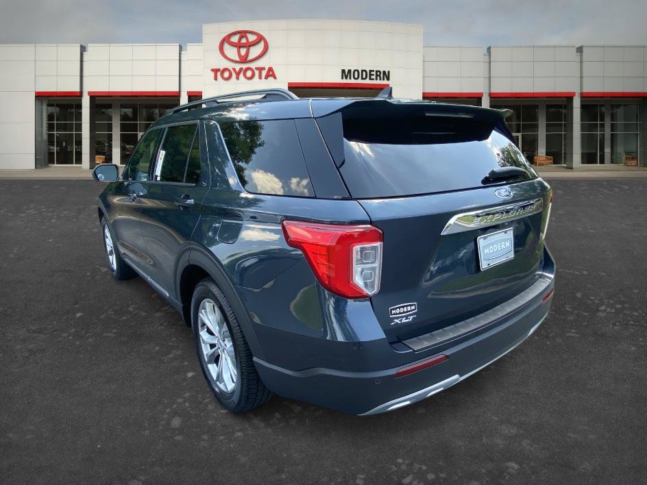 Used 2023 Ford Explorer XLT w/ Equipment Group 202A RWD image 6
