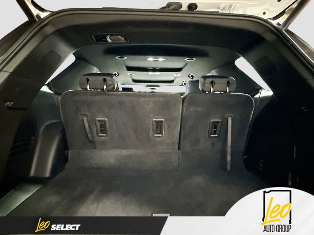 Used 2023 Chevrolet Traverse RS w/ LPO, Floor Liner Package AWD/4WD image 27