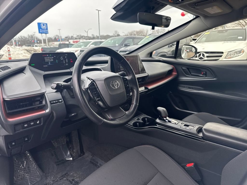 Used 2023 Toyota Prius Prime SE image 13