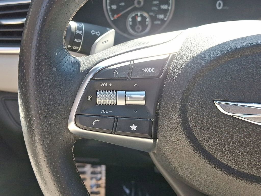 Used 2023 Genesis G70 2.0T w/ Sport Prestige Package image 17