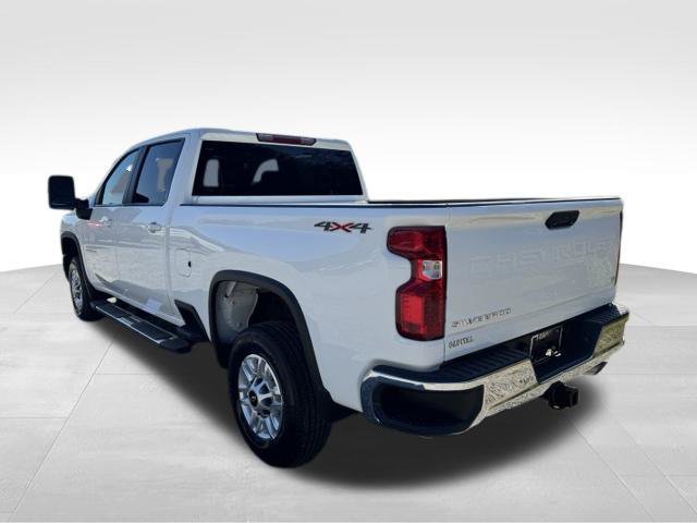 Used 2025 Chevrolet Silverado 2500 LT w/ Convenience Package AWD/4WD image 5