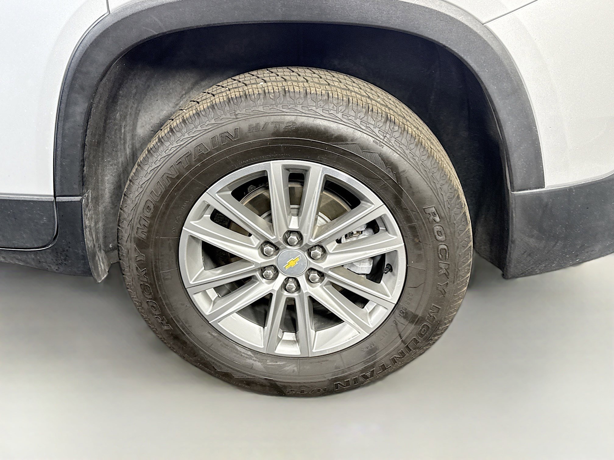 Used 2022 Chevrolet Traverse LT image 37