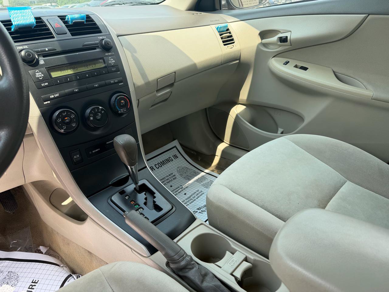 Used 2009 Toyota Corolla LE w/ All Weather Guard Pkg FWD image 19