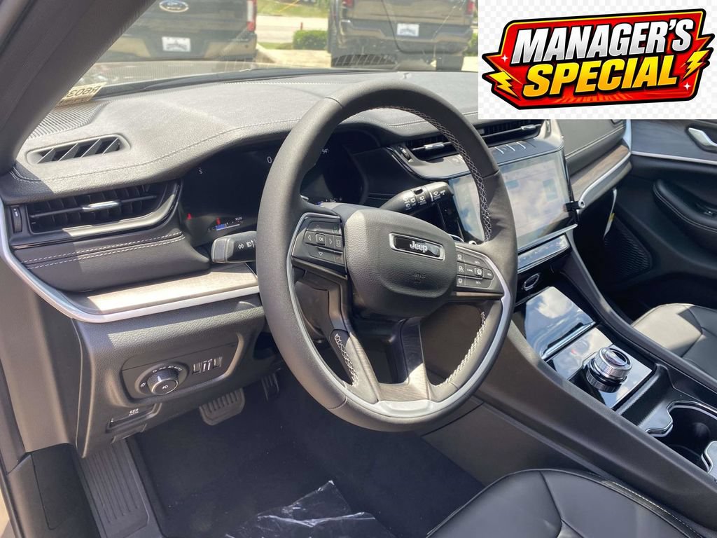 New 2026 Jeep Grand Cherokee L Limited w/ Limited Altitude Package RWD image 45