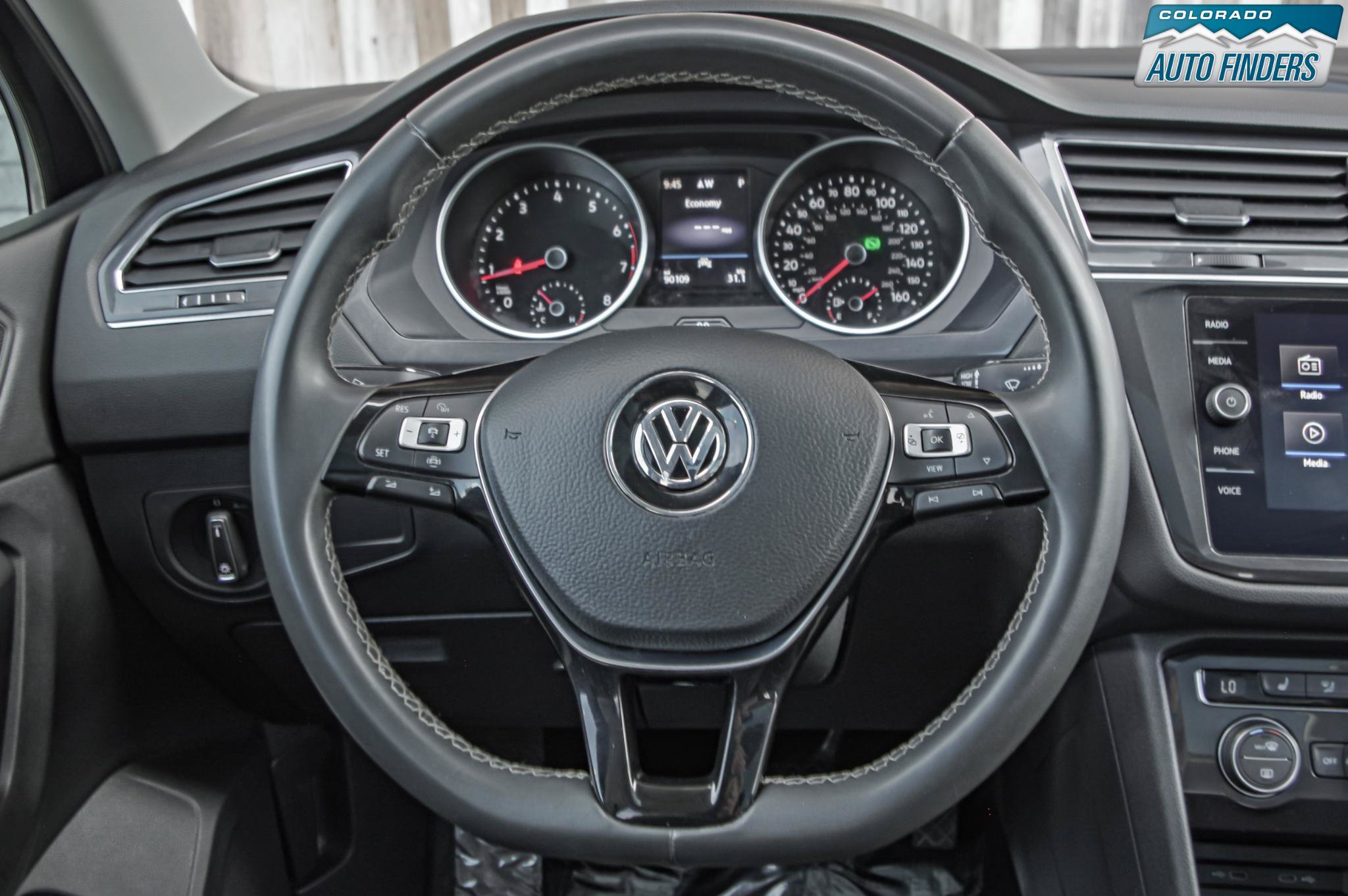 Used 2021 Volkswagen Tiguan SE AWD/4WD image 14