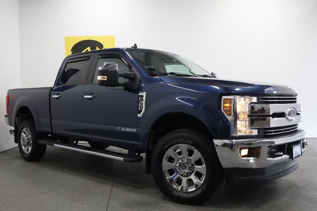 Used 2019 Ford F350 Lariat w/ Chrome Package image 2