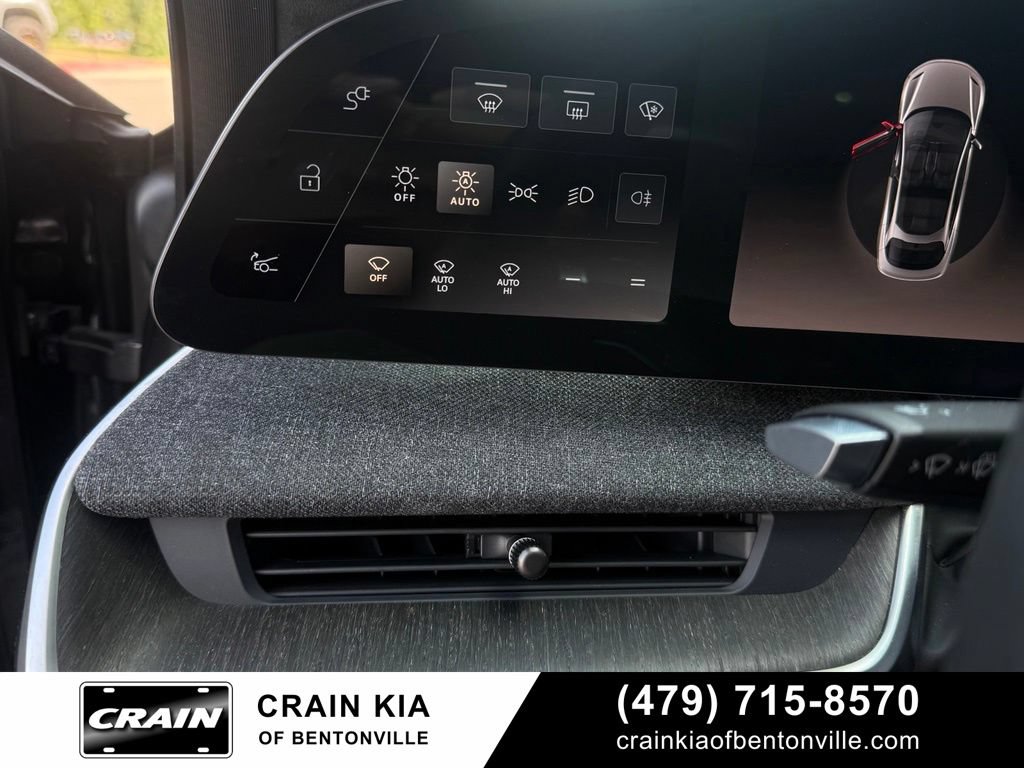 Used 2024 Lucid Air Touring AWD/4WD image 12