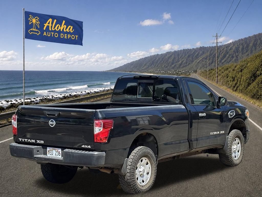 Used 2017 Nissan Titan S AWD/4WD image 5