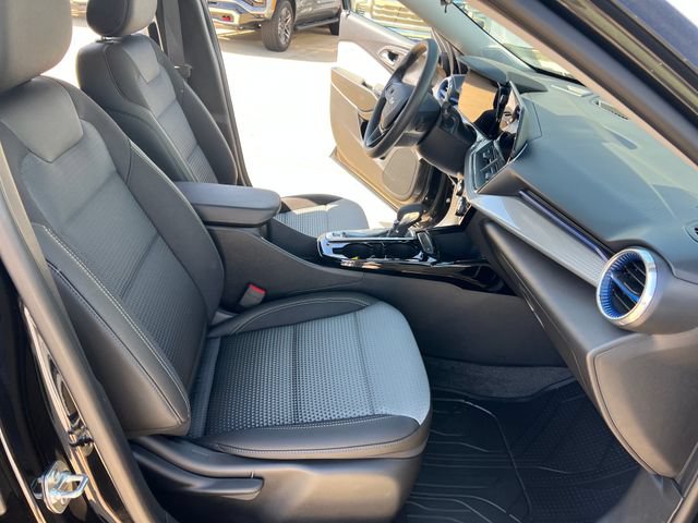 Certified 2026 Chevrolet Trax LT FWD image 14