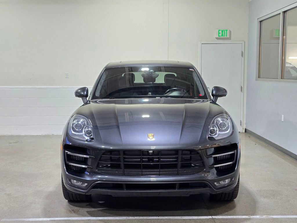 Used 2017 Porsche Macan Turbo image 5