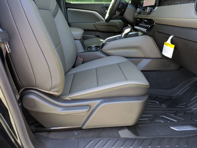New 2026 Chevrolet Colorado ZR2 w/ Technology Package AWD/4WD image 37