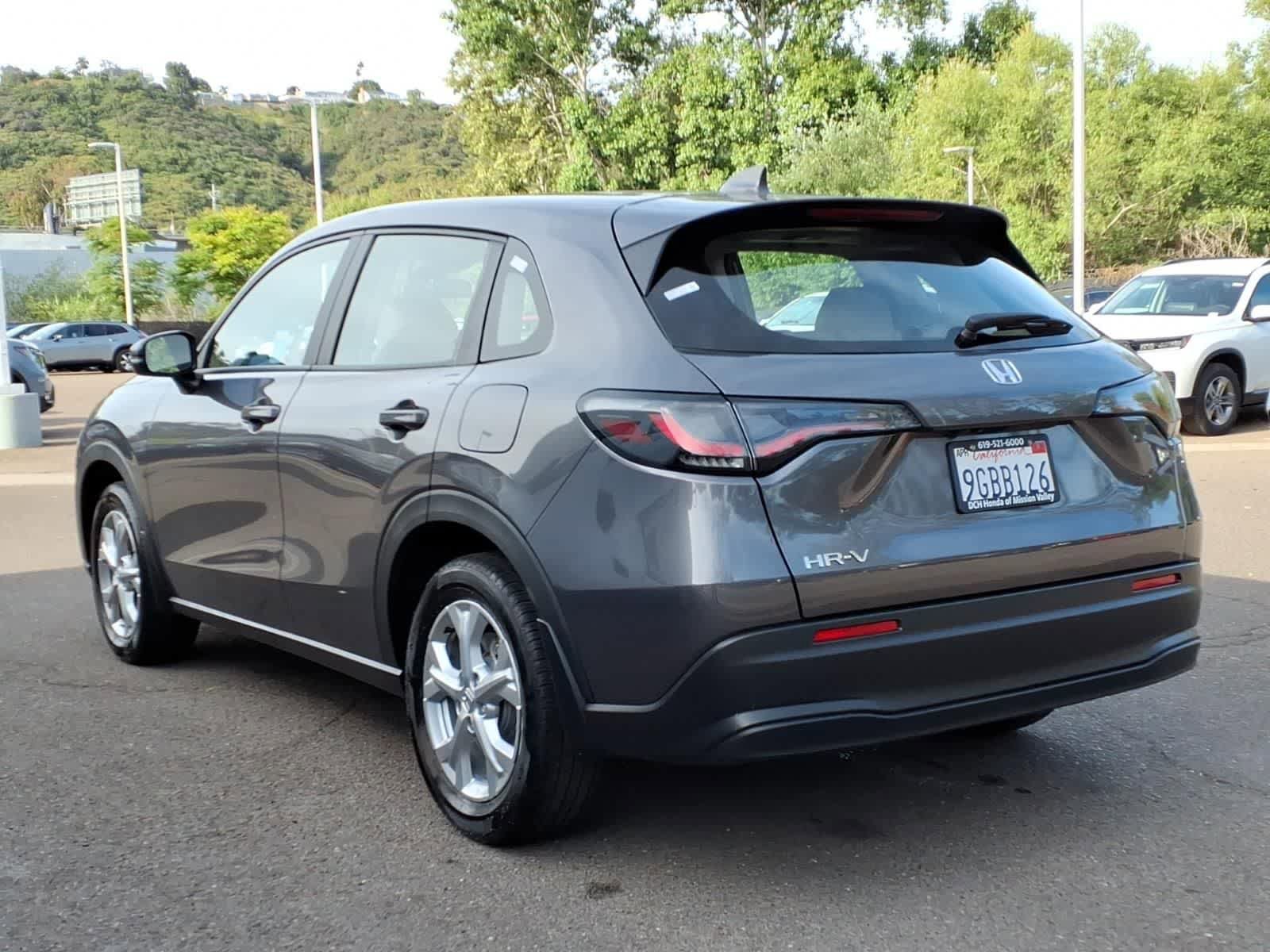 Certified 2023 Honda HR-V LX image 7