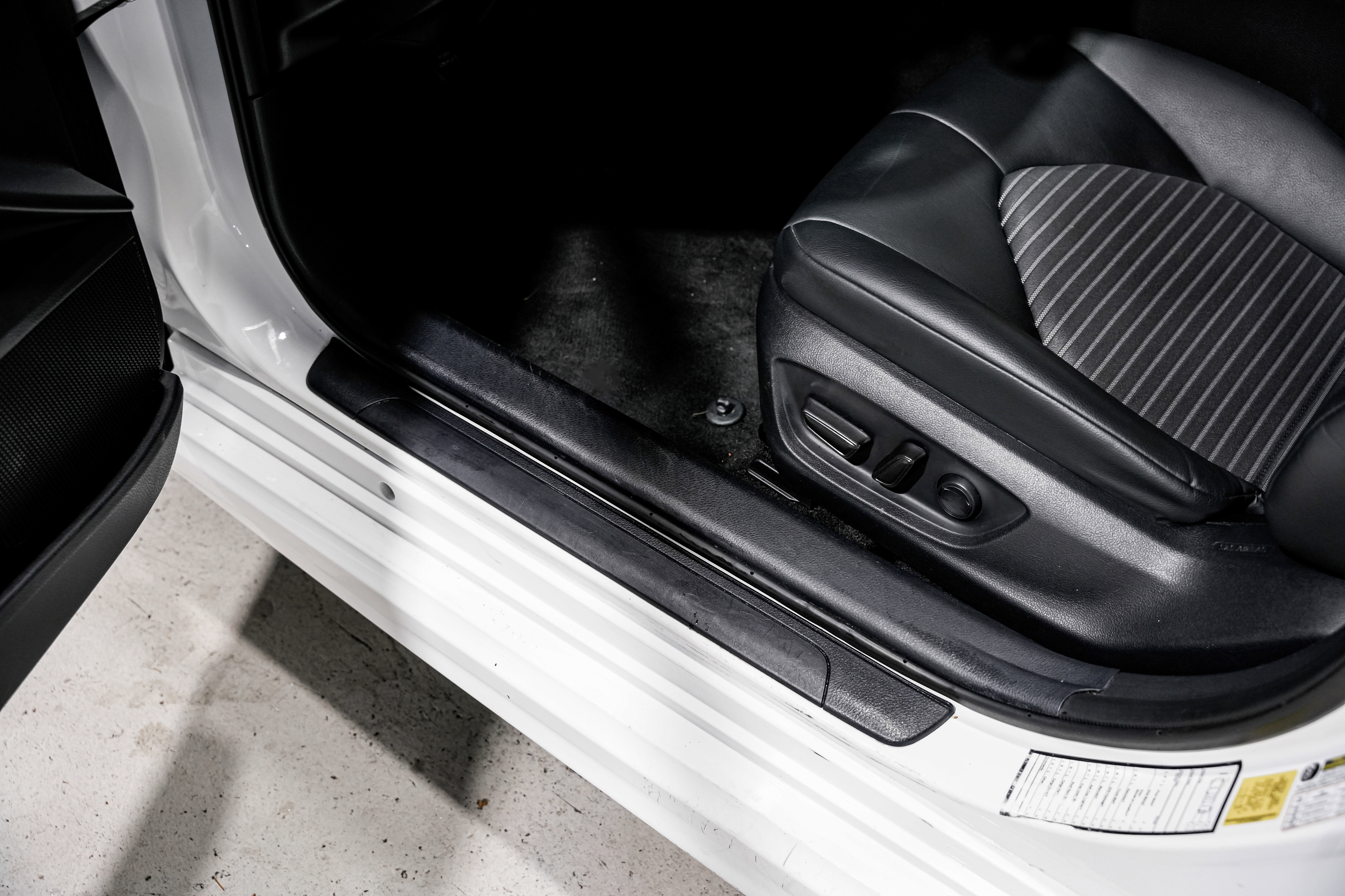 Used 2024 Toyota Camry SE FWD image 21