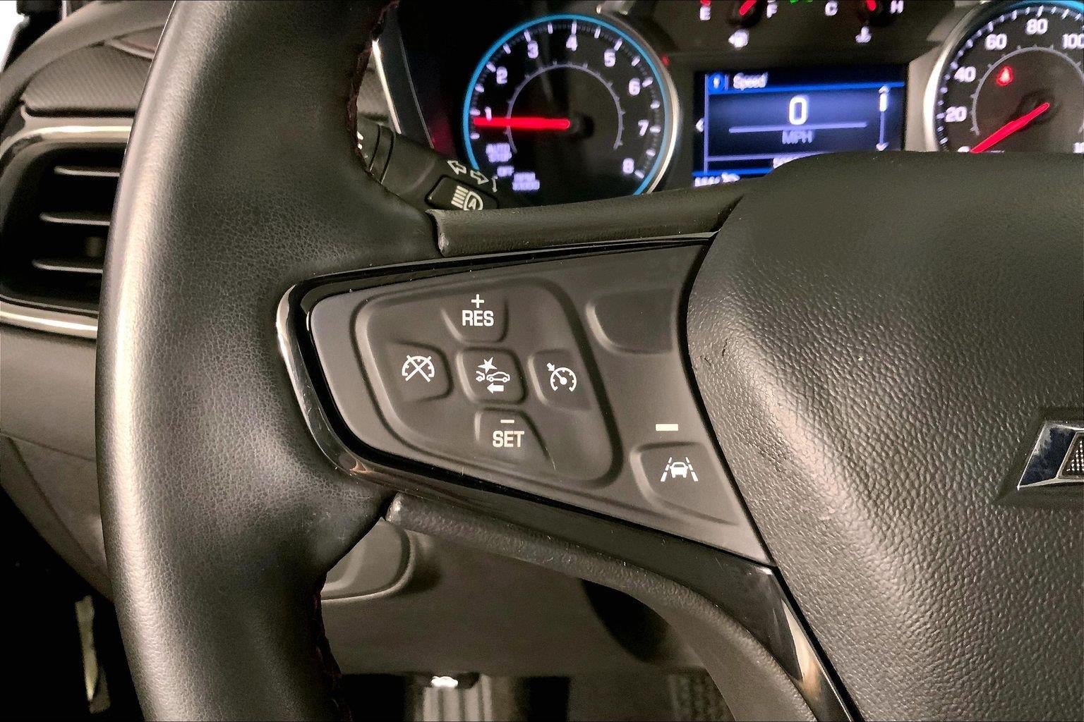 Used 2023 Chevrolet Equinox RS FWD image 18