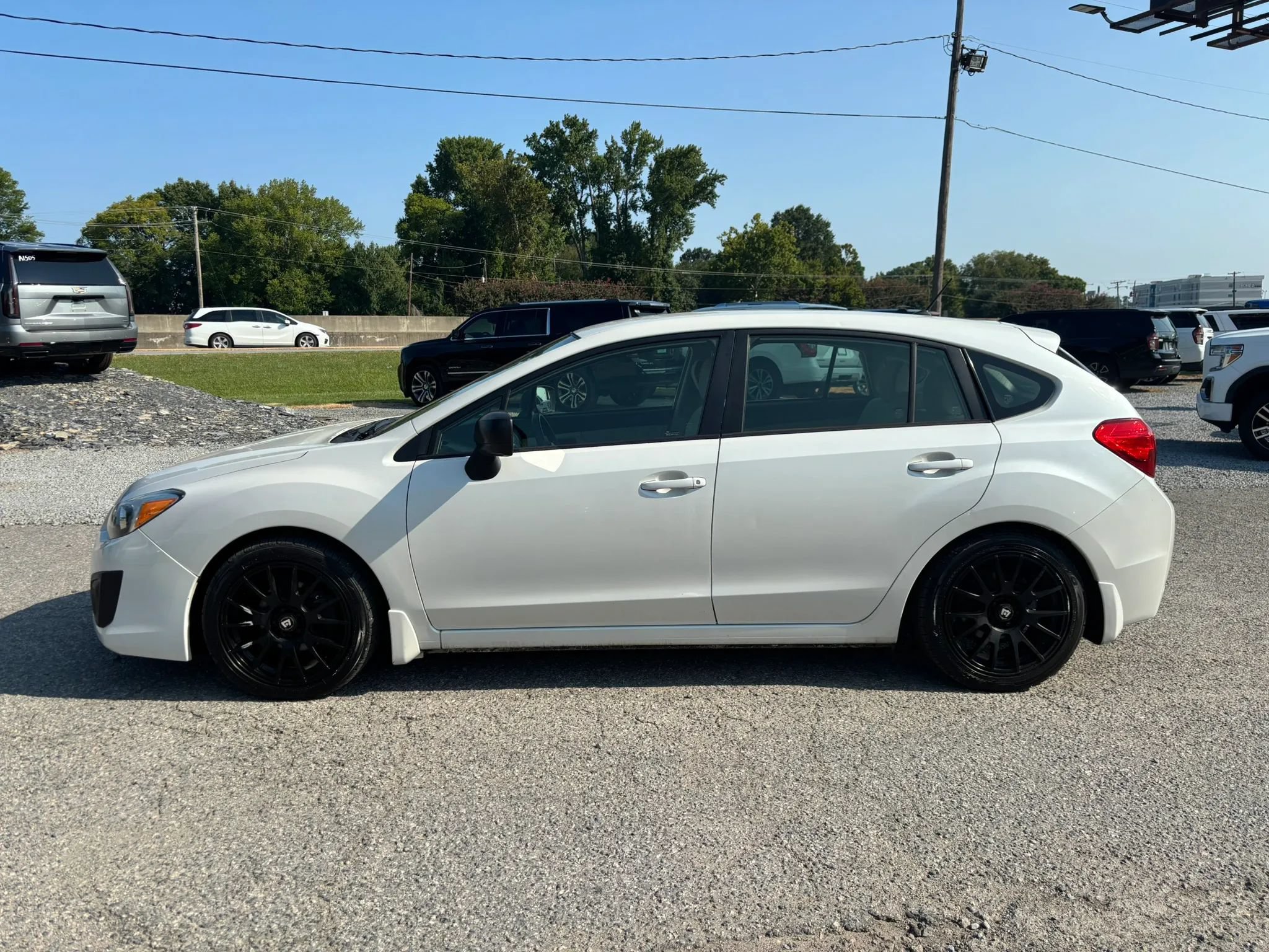 Used 2014 Subaru Impreza 2.0i AWD/4WD image 2