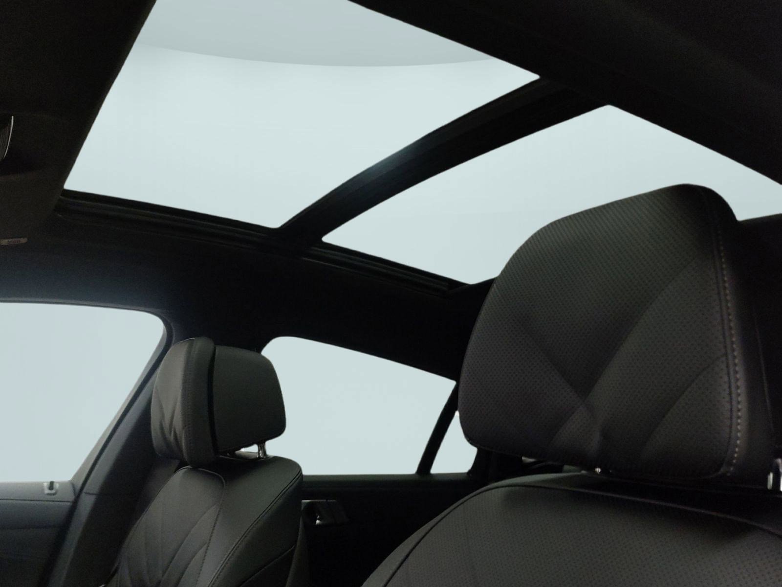 New 2026 BMW X6 xDrive40i image 14