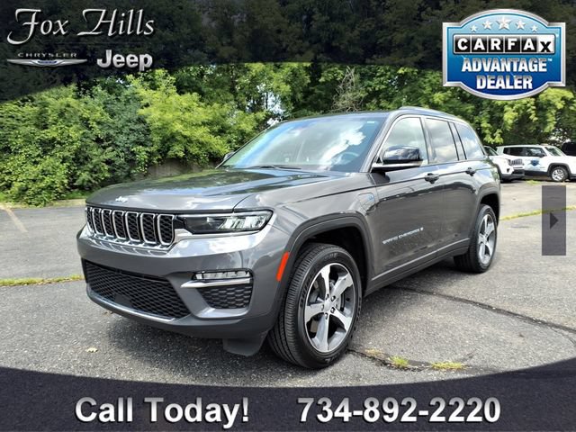 Used 2024 Jeep Grand Cherokee Limited 4xe w/ Trailer Tow Package AWD/4WD image 3
