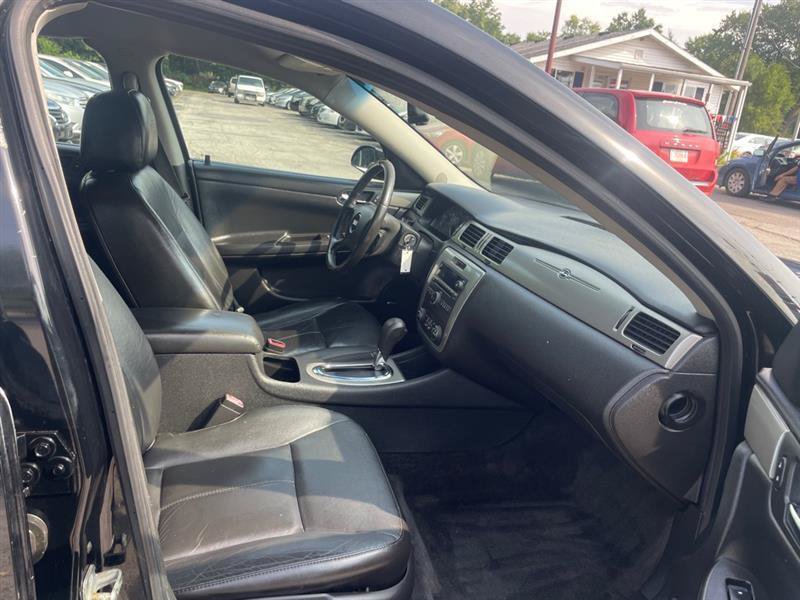 Used 2008 Chevrolet Impala SS w/ Convenience Package FWD image 13