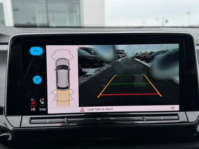 Used 2025 Volkswagen Atlas Cross Sport SE image 34