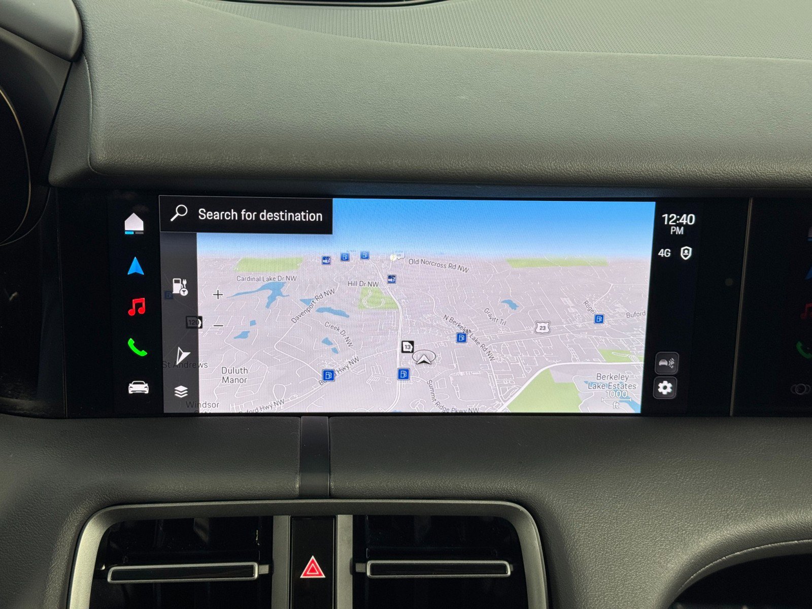 Used 2025 Porsche Taycan 4S w/ Premium Package image 27