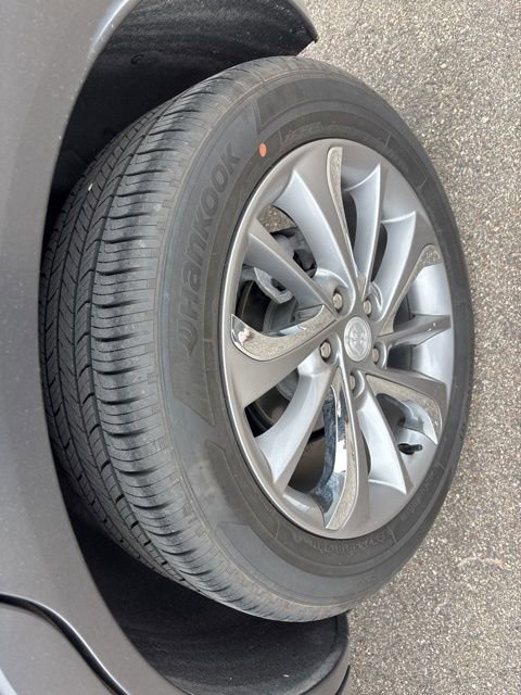 Used 2023 Buick Encore GX Essence w/ Experience Buick Package image 12