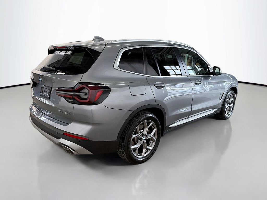 Used 2024 BMW X3 xDrive30i image 7