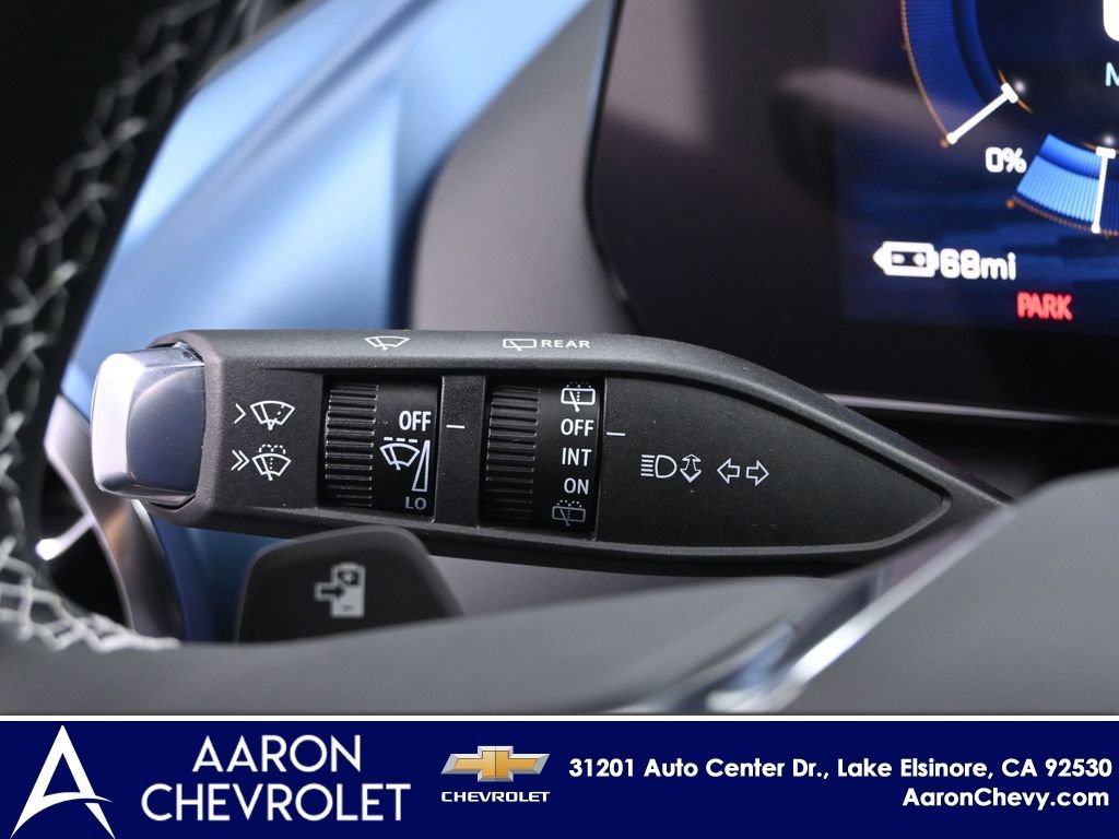 New 2026 Chevrolet Equinox EV LT w/ LPO, Blackout Package AWD/4WD image 16