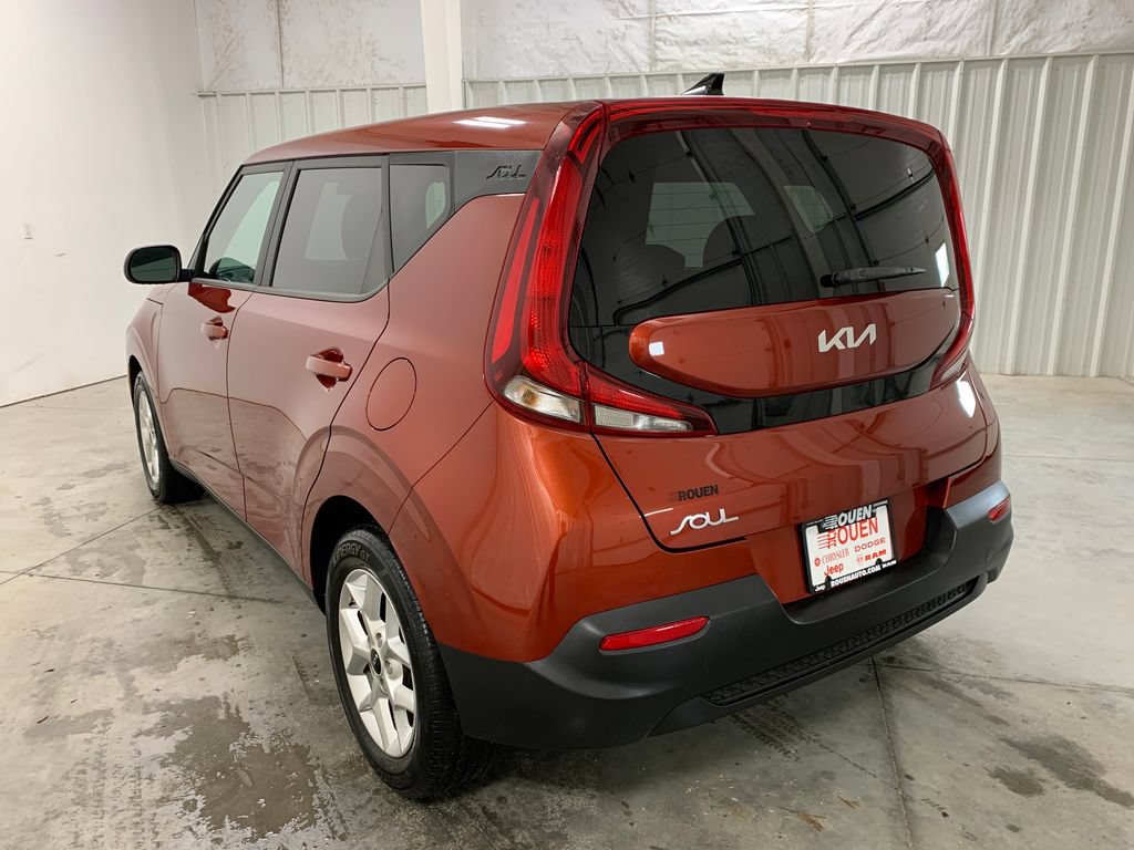 Used 2022 Kia Soul LX w/ Technology Package FWD image 21