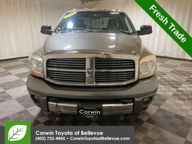 Used 2006 Dodge Ram 2500 Truck Laramie image 2