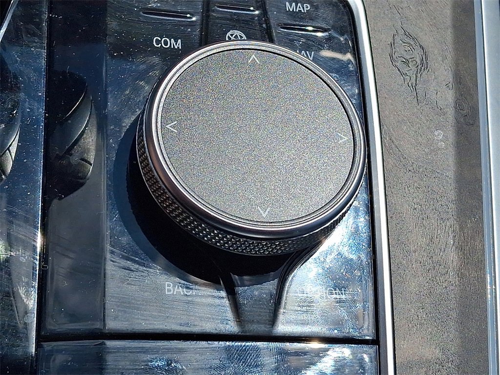 Used 2022 BMW X5 xDrive40i w/ Premium Package image 27