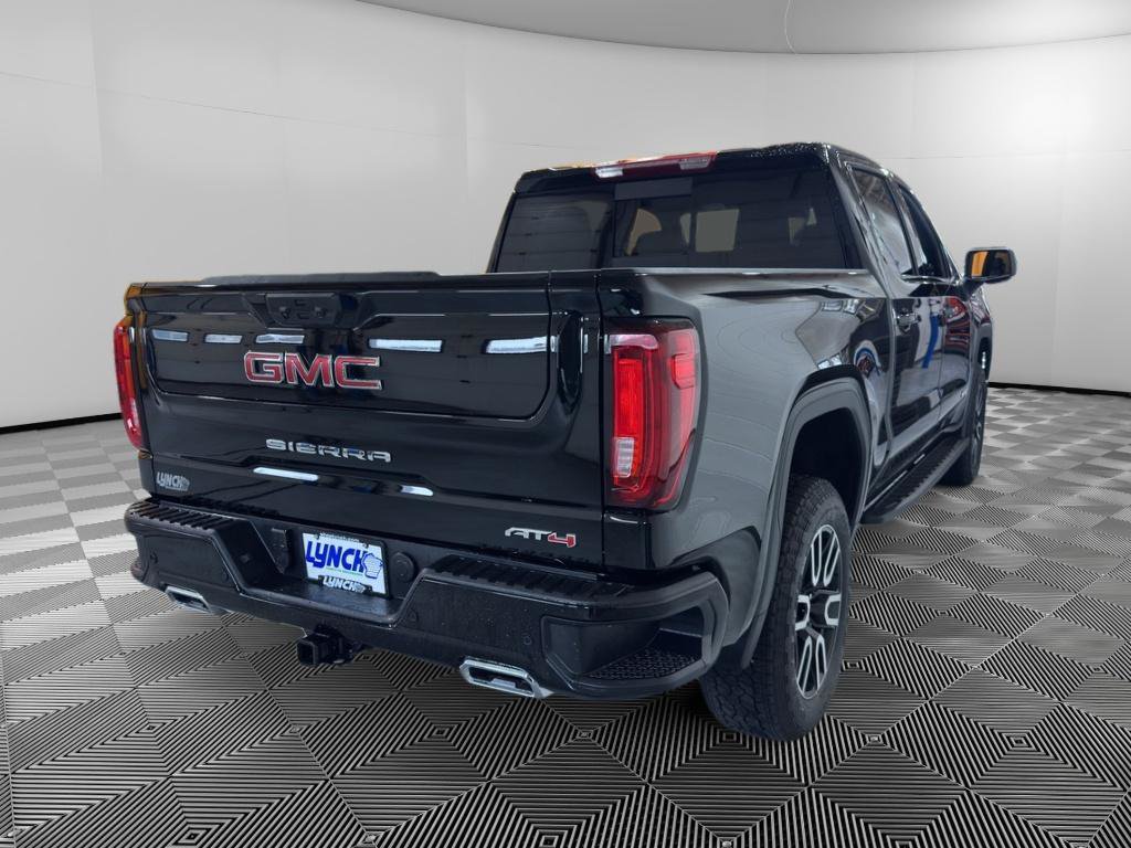Used 2025 GMC Sierra 1500 AT4 w/ AT4 Premium Package AWD/4WD image 5