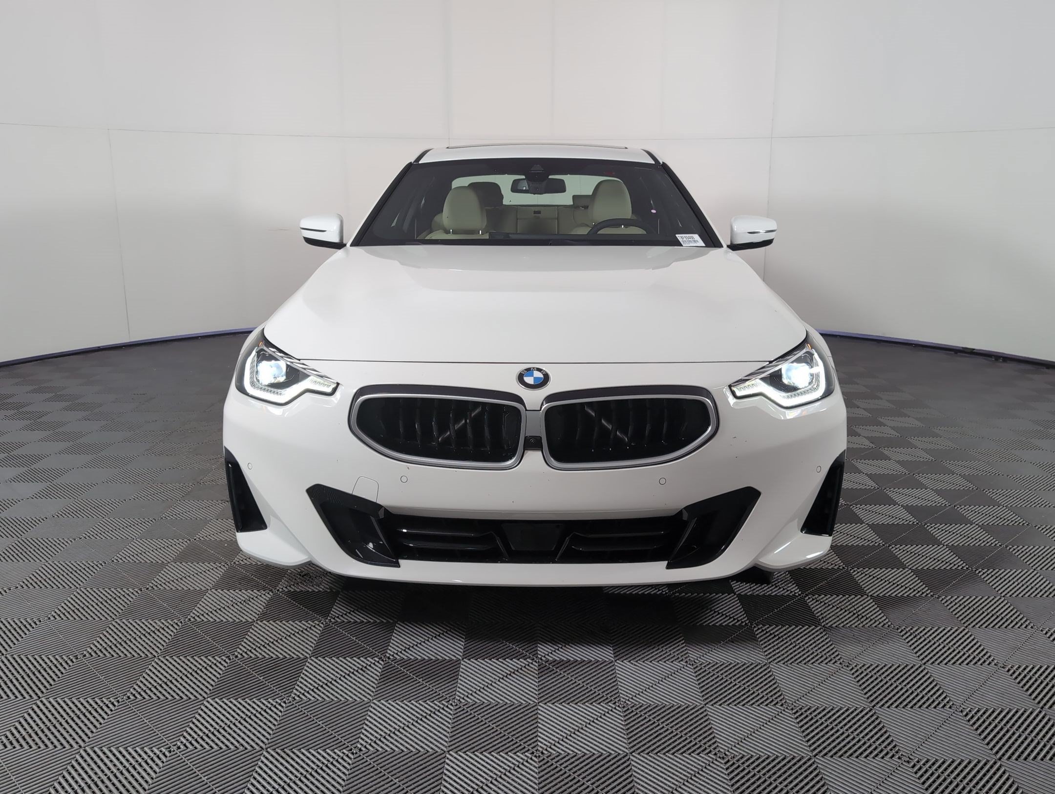 Used 2026 BMW 230i Coupe w/ Premium Package RWD image 5