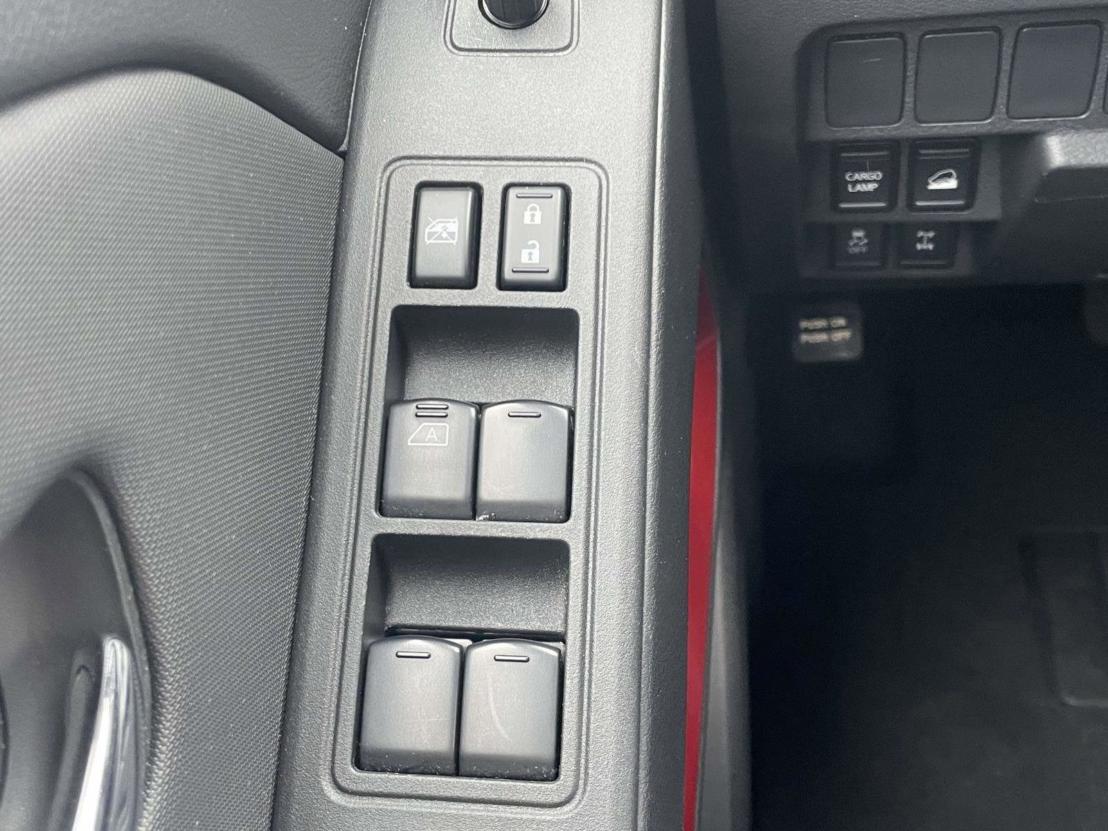 Used 2024 Nissan Frontier PRO-4X image 14