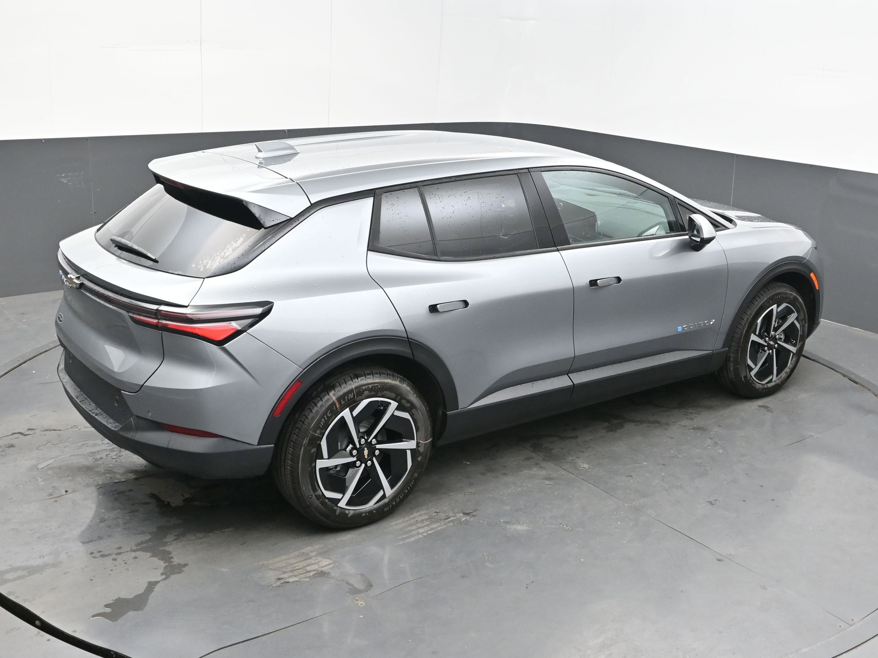 New 2026 Chevrolet Equinox EV LT image 38