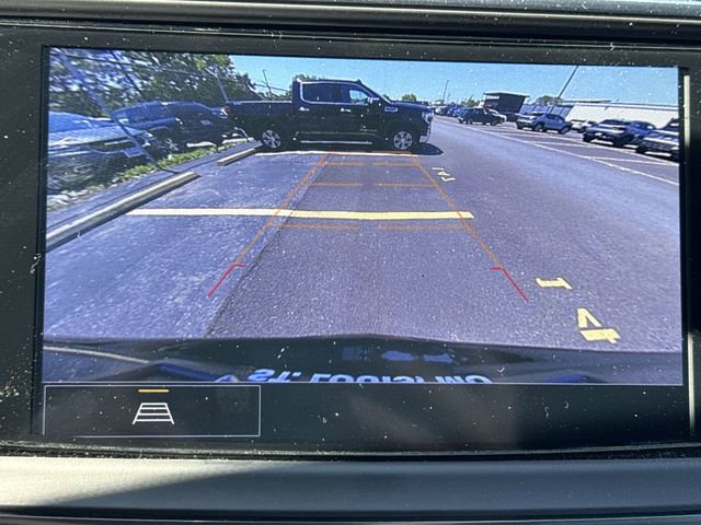 Used 2024 Buick Enclave Essence w/ Experience Buick Package FWD image 14