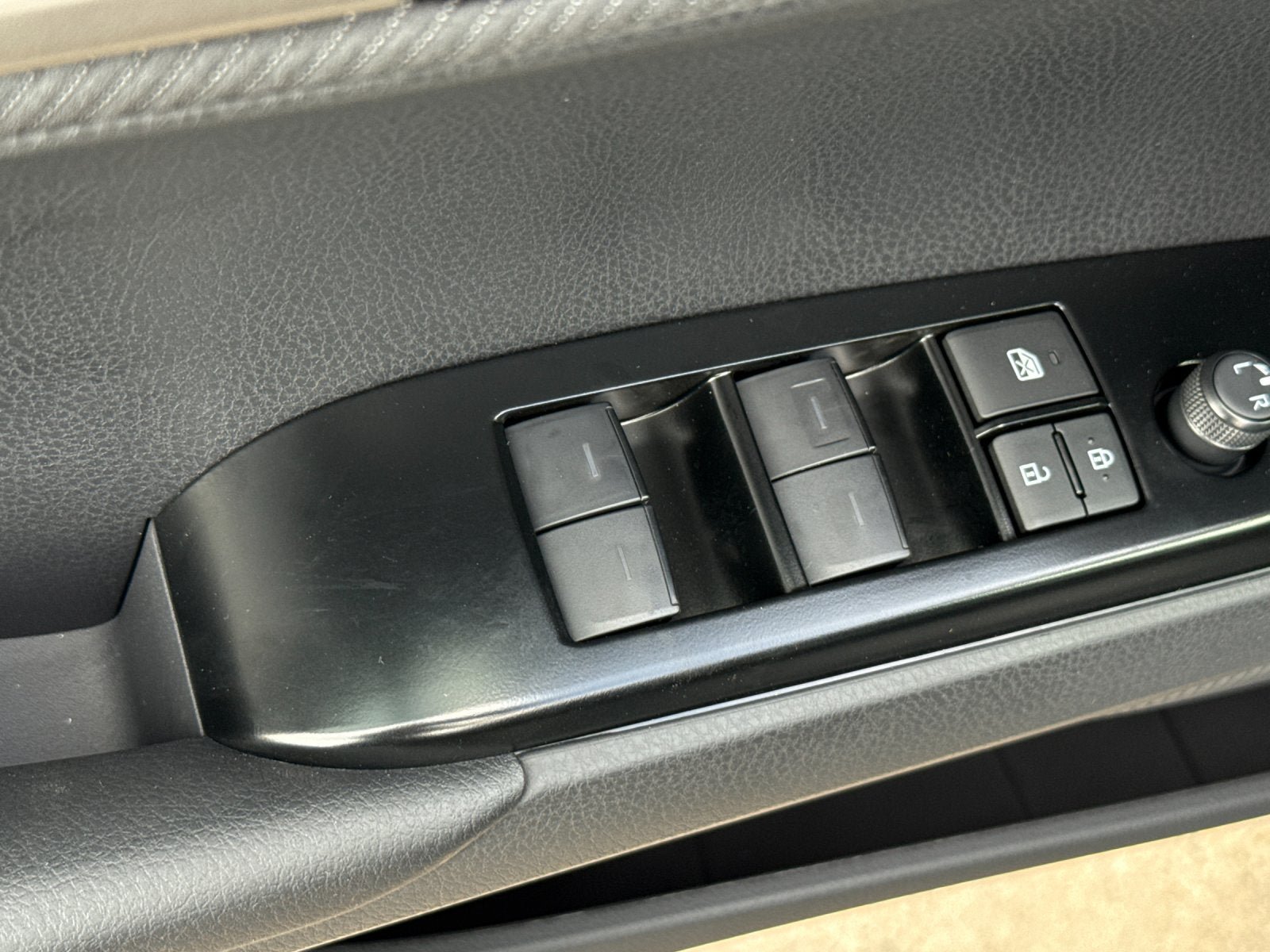 New 2026 Toyota Camry SE w/ Convenience Package FWD image 11