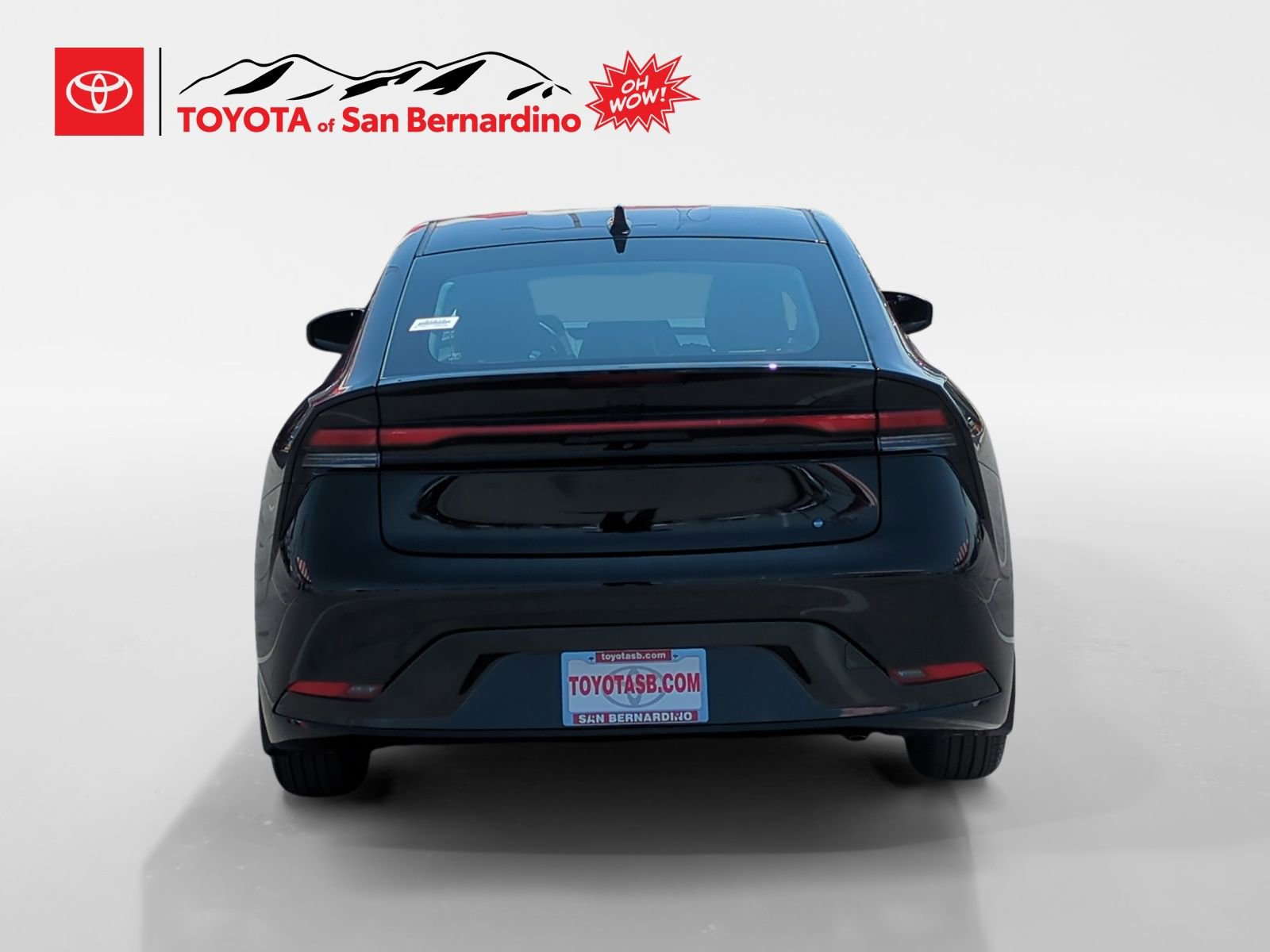 New 2026 Toyota Prius FWD image 4