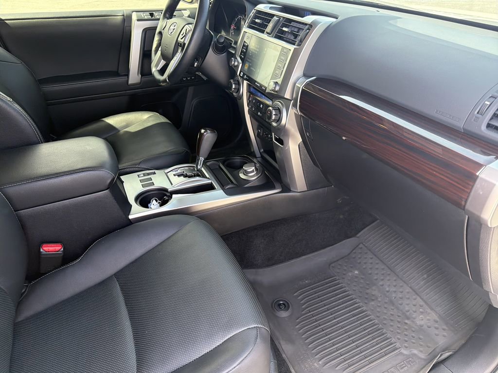 Used 2023 Toyota 4Runner Limited AWD/4WD image 18