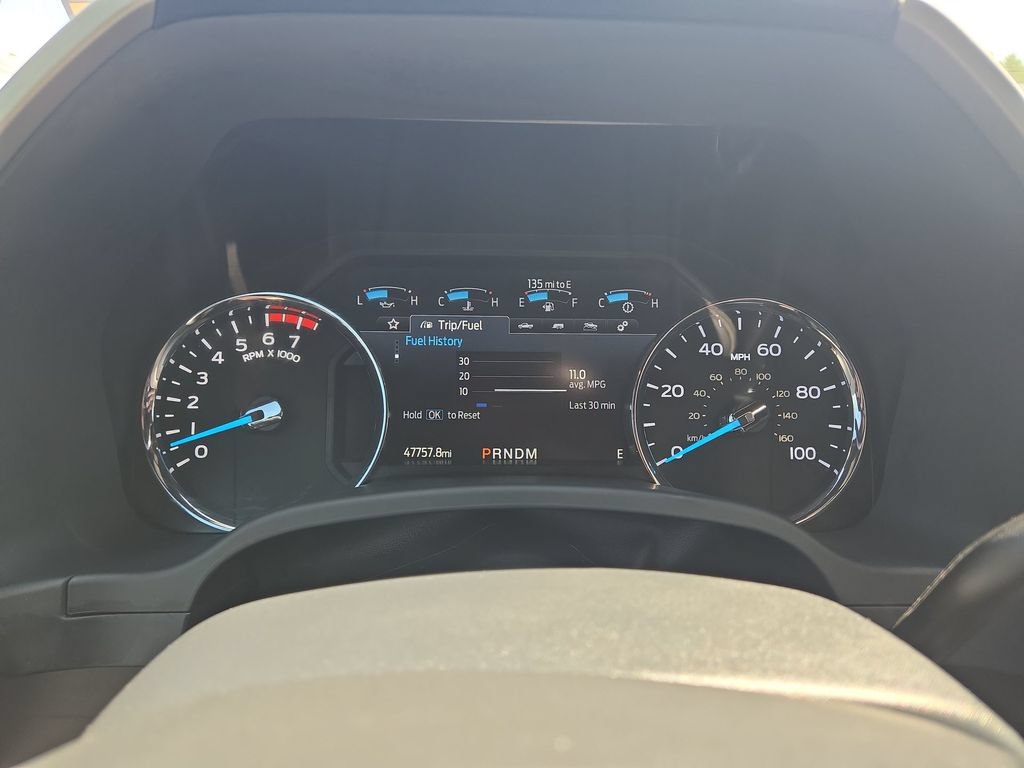 Certified 2022 Ford F250 Lariat w/ Black Appearance Package AWD/4WD image 8