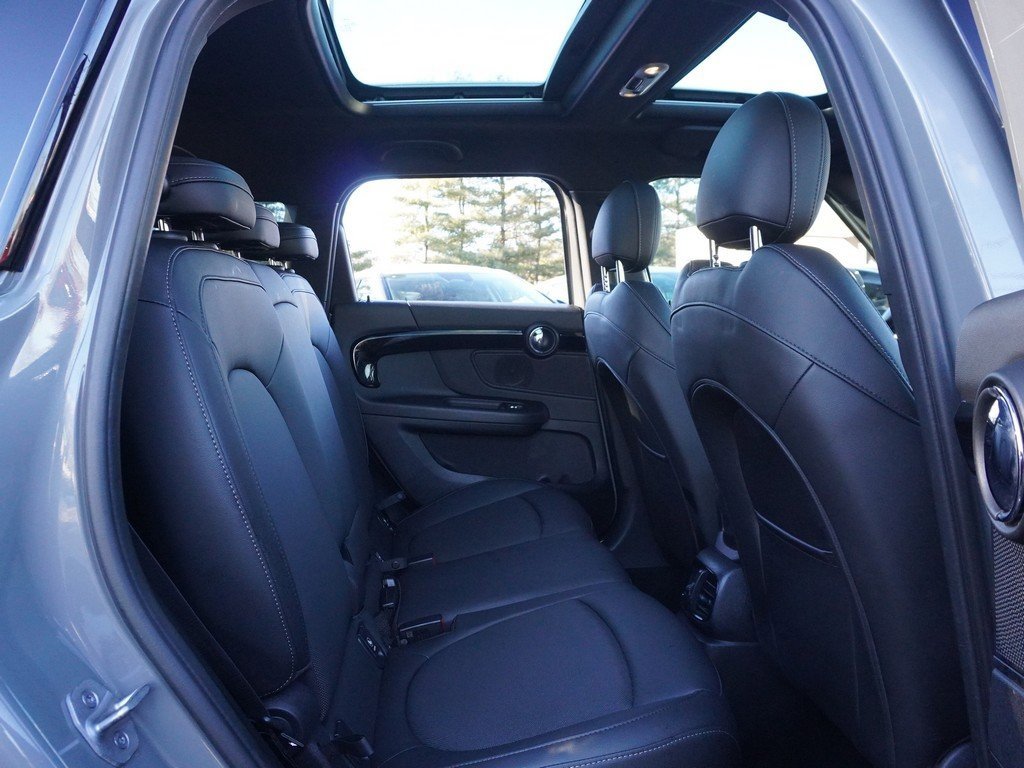 Used 2022 MINI Cooper Countryman S w/ Premium Package image 36