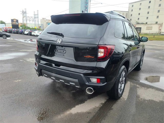 Used 2023 Honda Passport TrailSport image 7