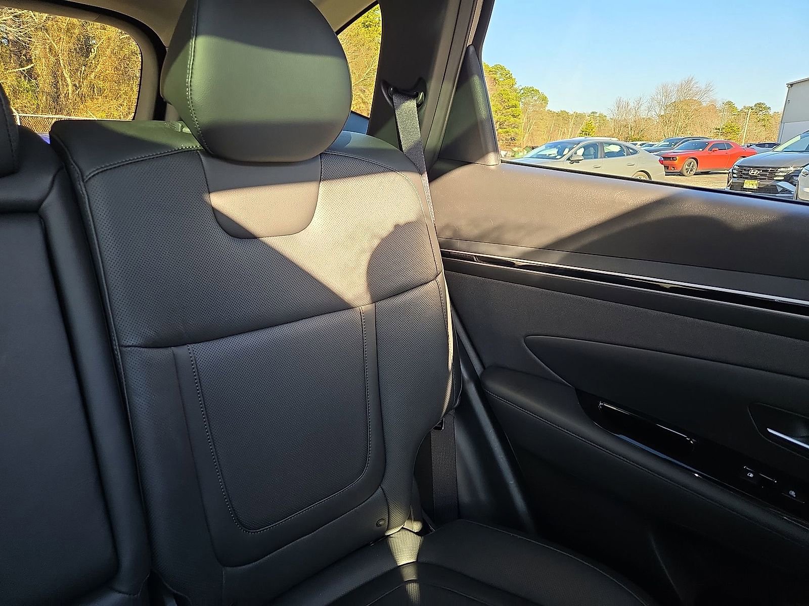 Certified 2023 Hyundai Tucson Limited w/ Cargo Package image 14