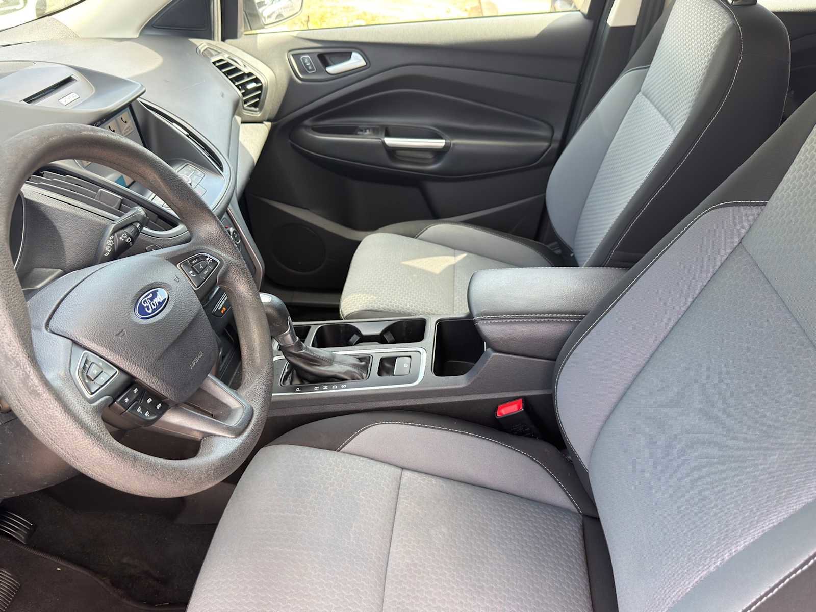 Used 2017 Ford Escape SE w/ Equipment Group 201A image 12