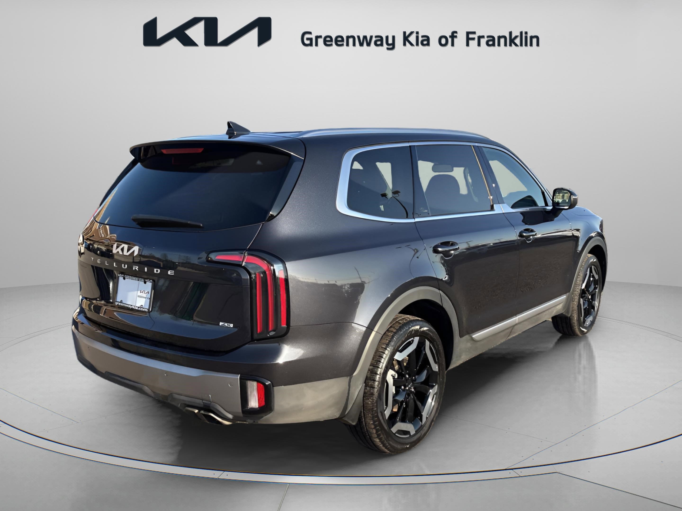 Used 2025 Kia Telluride EX image 7