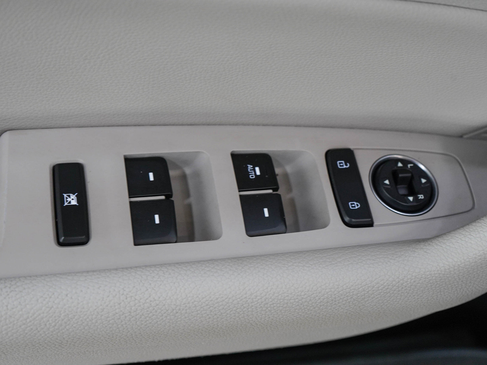 Used 2018 Hyundai Sonata SE FWD image 19