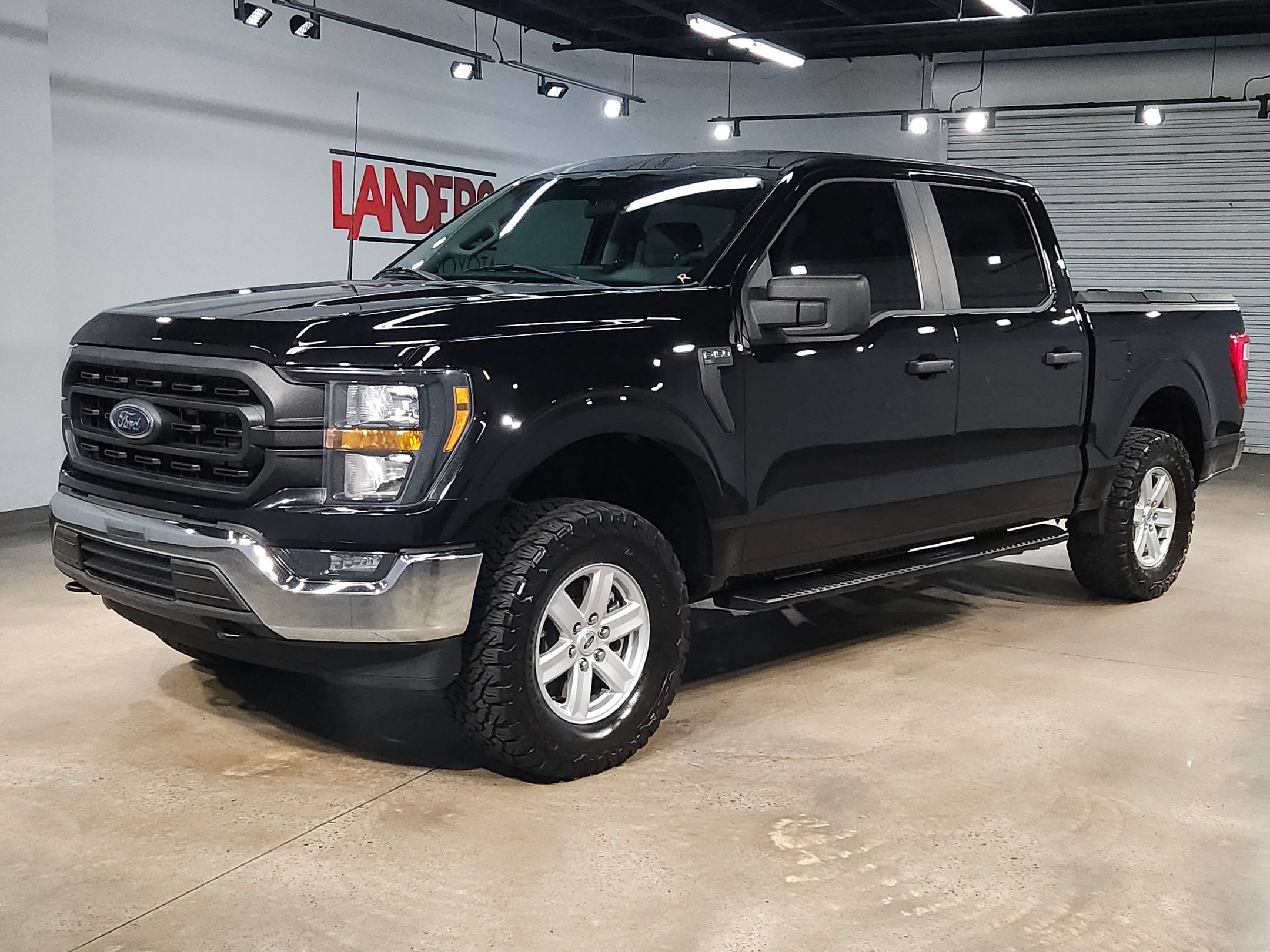 Used 2023 Ford F150 XL w/ Trailer Tow Package AWD/4WD image 3