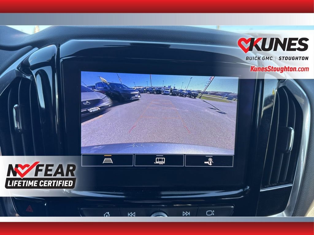 Used 2023 Chevrolet Traverse LT w/ LPO, Floor Liner Package image 32