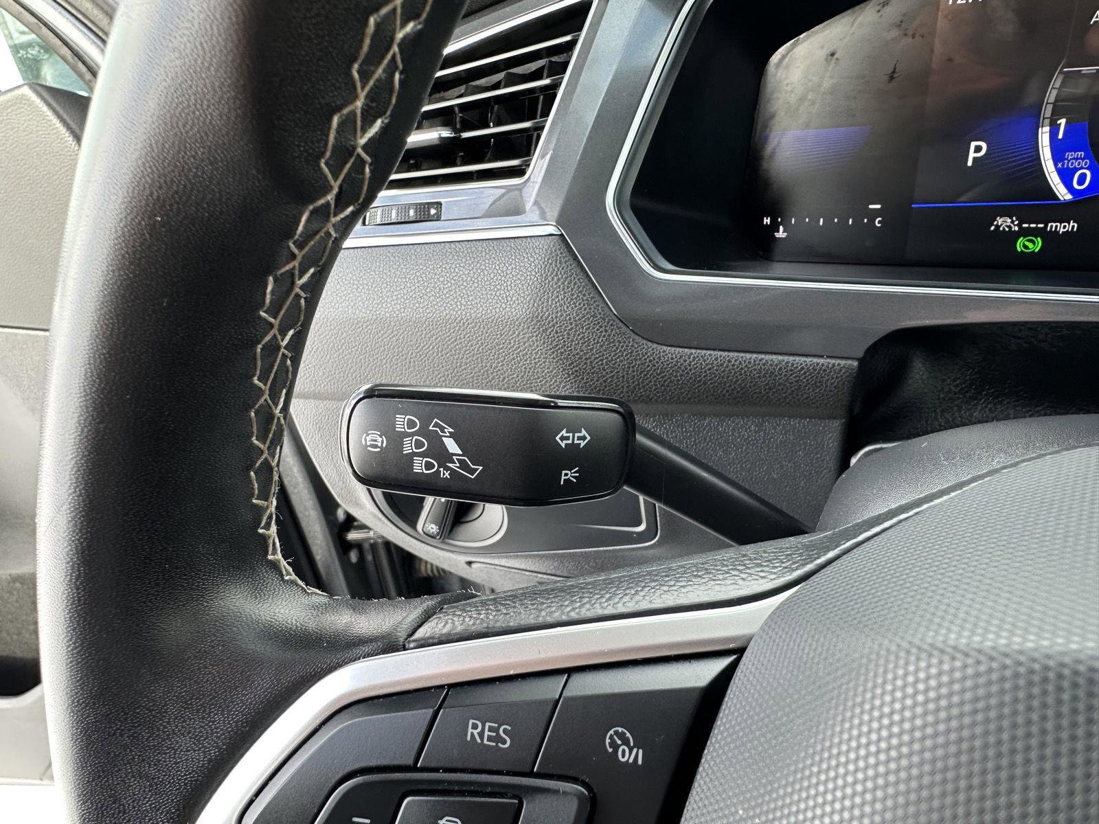 Used 2024 Volkswagen Tiguan S image 25