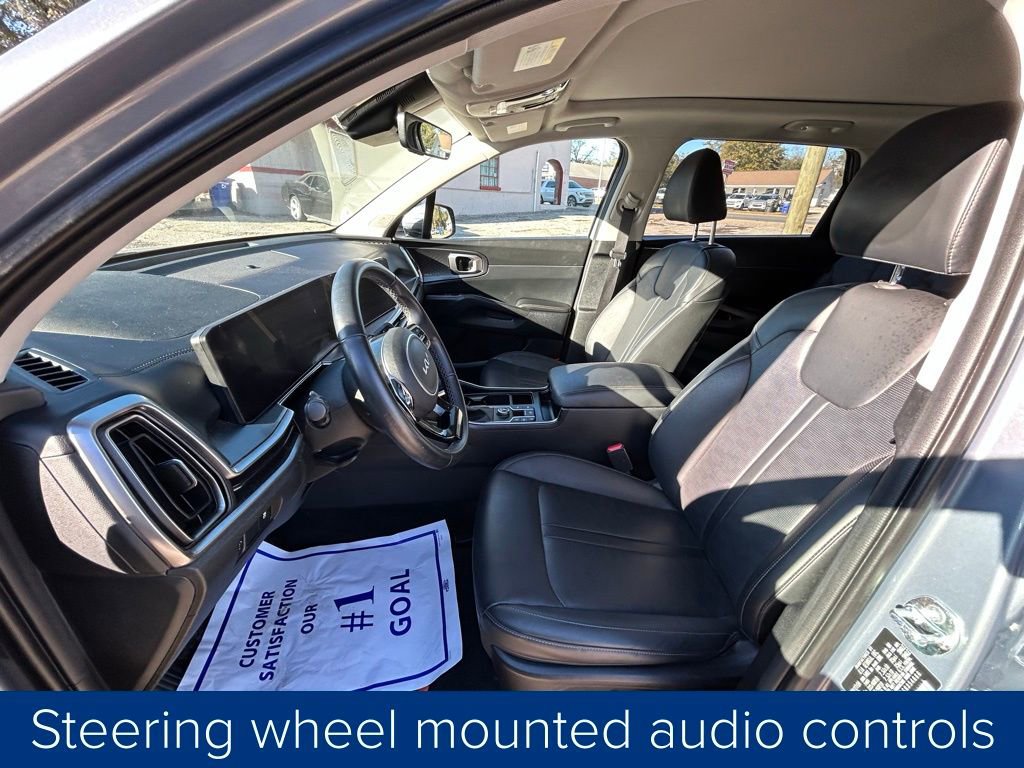 Used 2025 Kia Sorento S w/ Panoramic Sunroof Package image 30